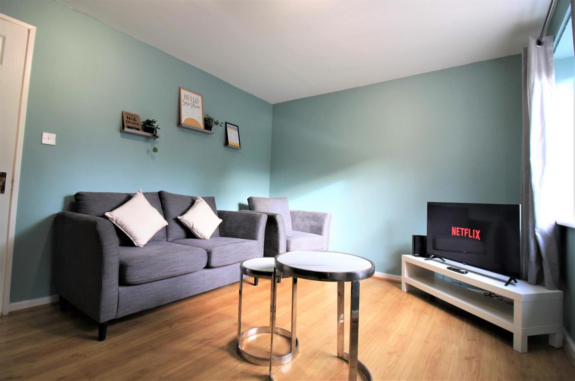 St House - Charming 3 Bed, 2 Bathrooms, Driveway Parking, Close To Town Centre Holiday home Newcastle upon Tyne