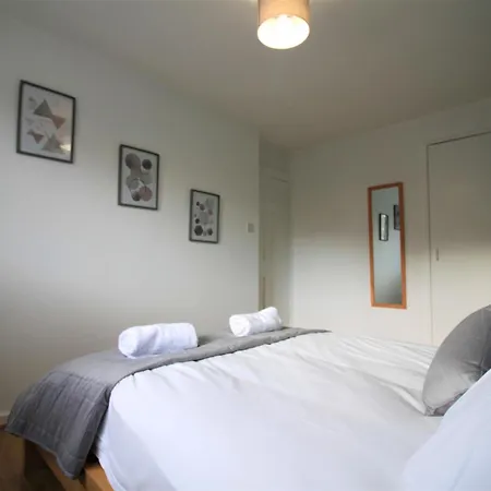 St James House - Charming 3 Bed, 2 Bathrooms, Driveway Parking, Close To Town Centre Newcastle upon Tyne Exterior photo